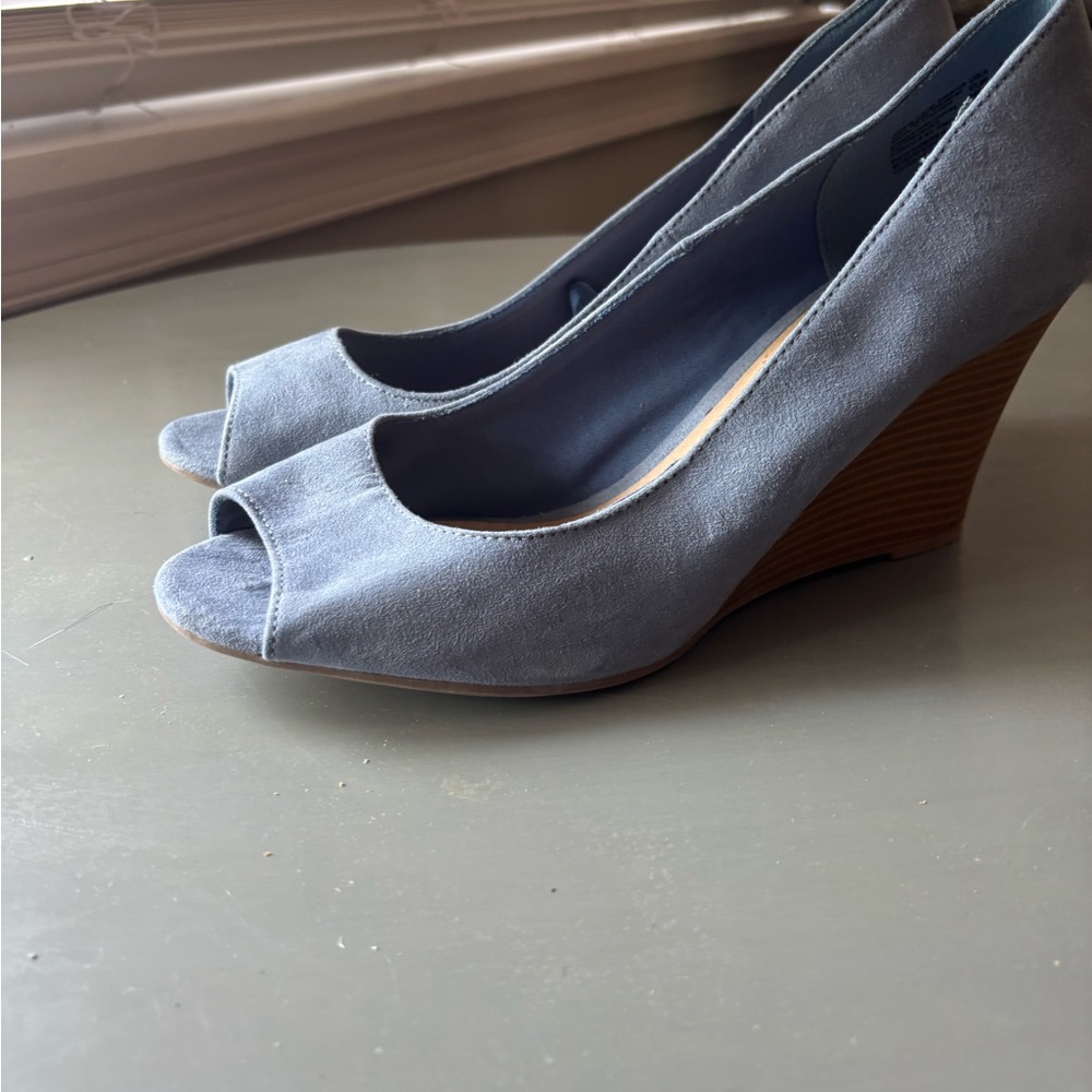 Dexflex Comfort Gray Wedge Shoes